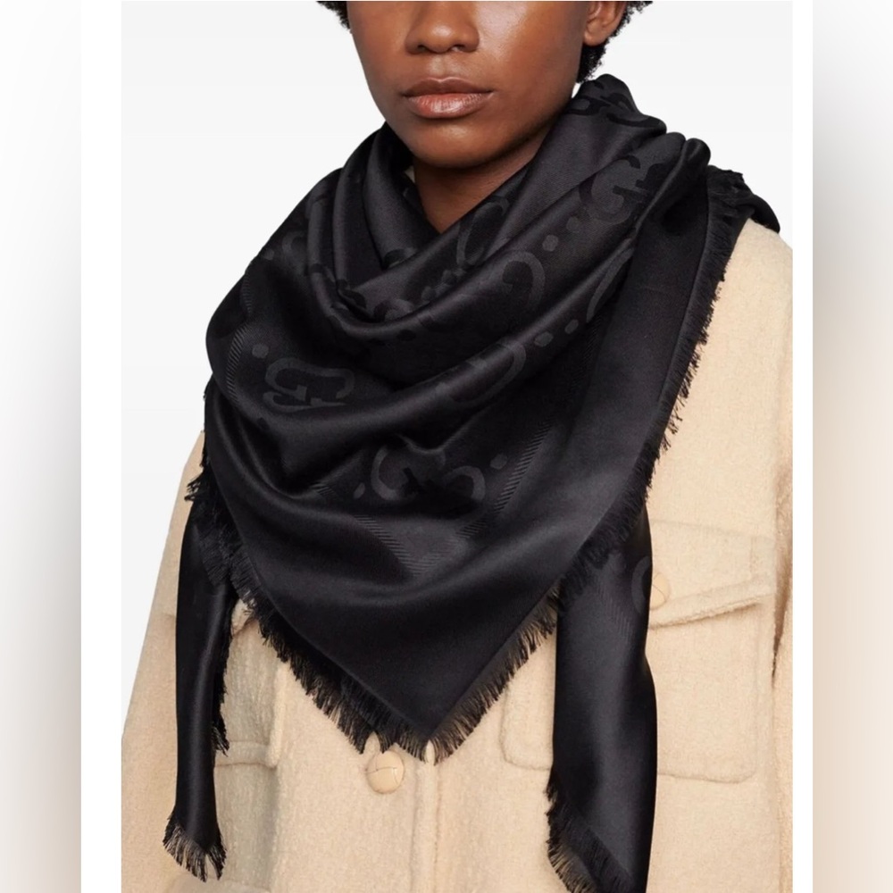 Gucci GG Black Scarf Wrap w/ Box